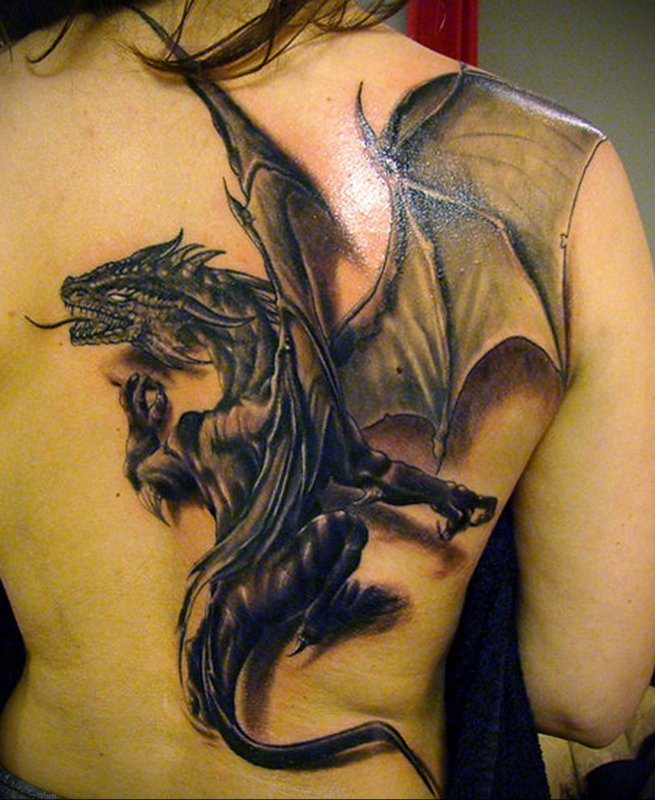 Dragon Tattoo татуировкой дракона