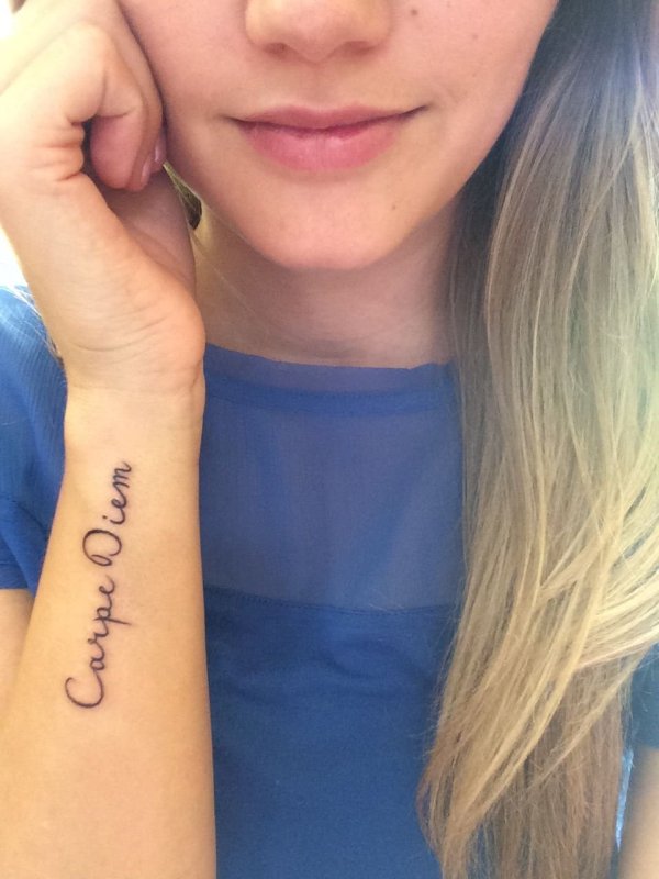Carpe Diem тату