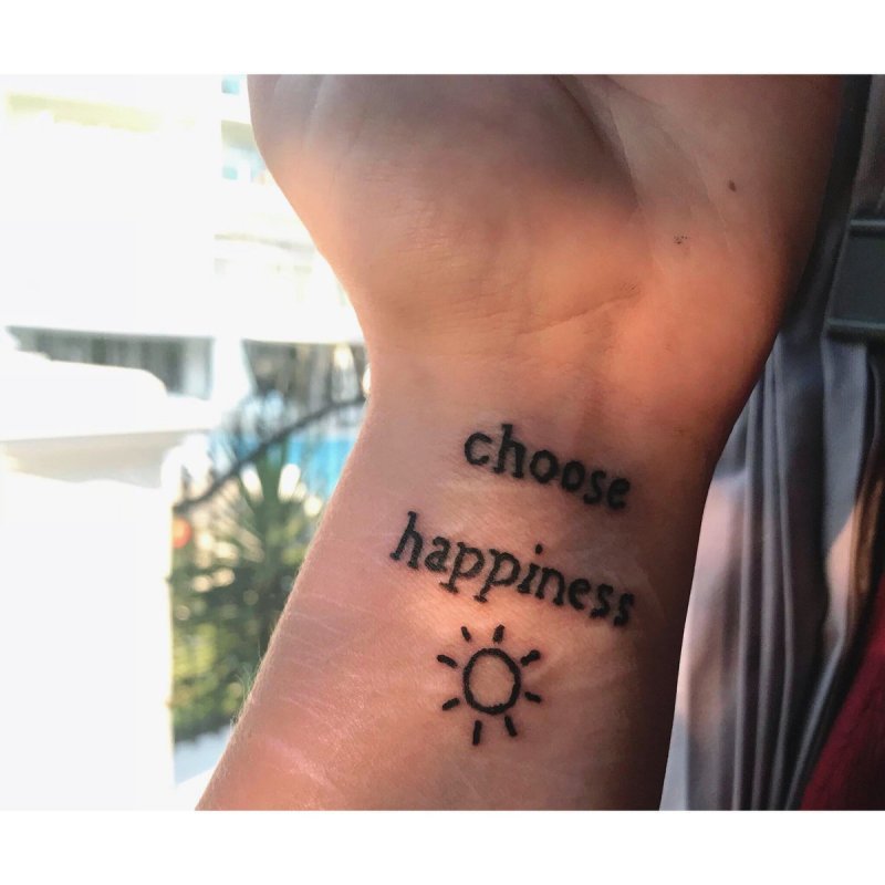 Happiness тату