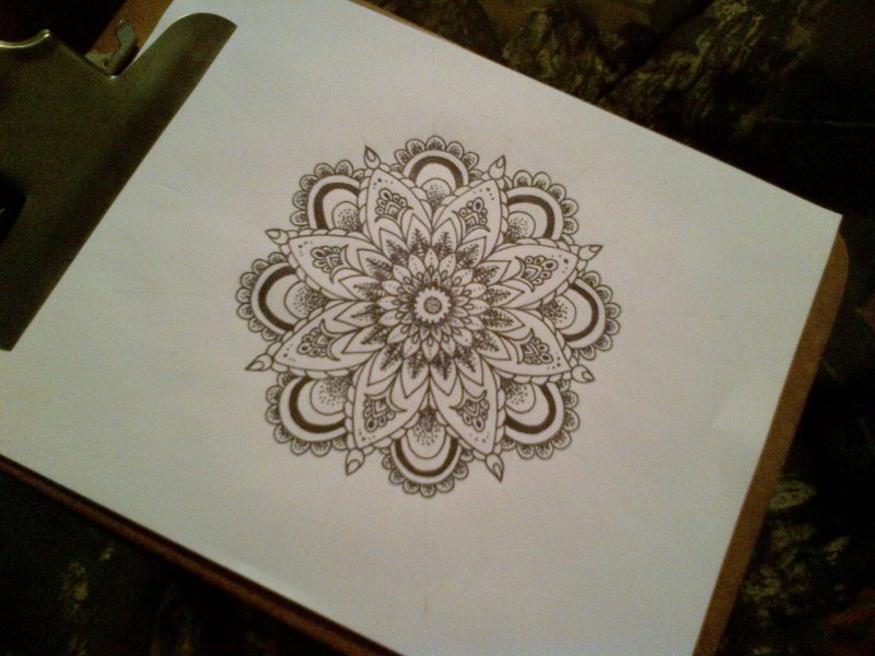 Мандала dotwork