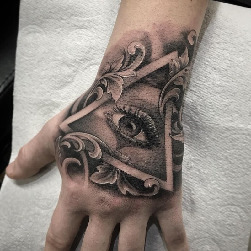 Tattoo глаз гора Всевидящее око