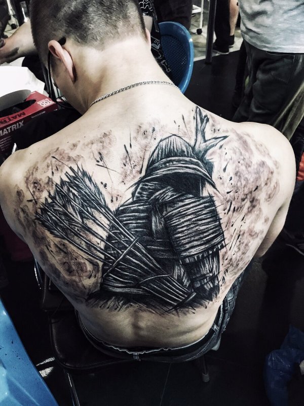 Тату на спине