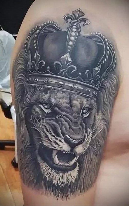 Тату Лев