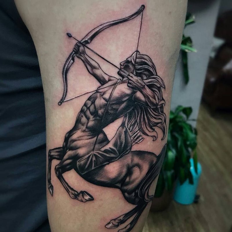 Стрелец Sagittarius тату