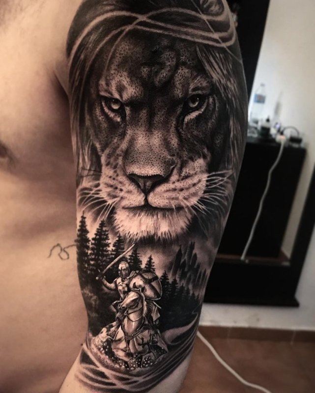Тату Лев