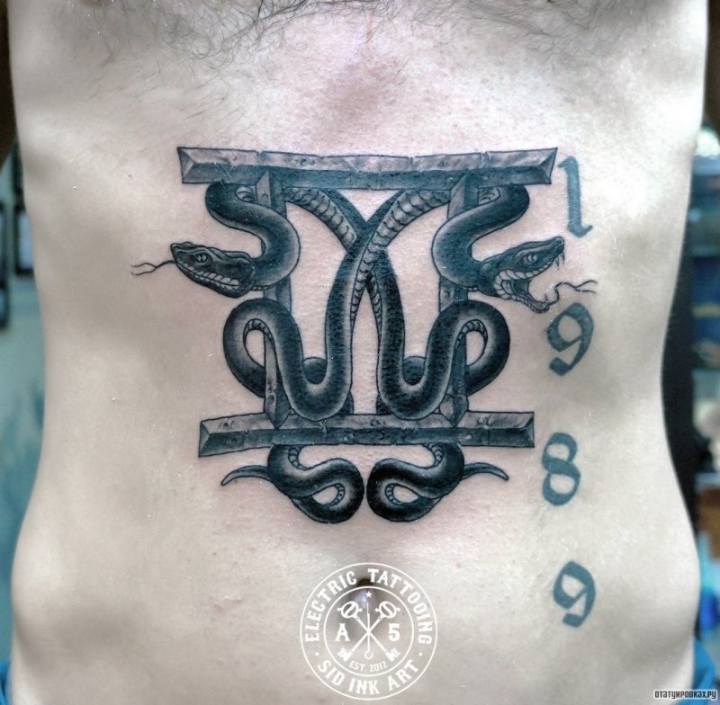 Тату знак зодиака Близнецы