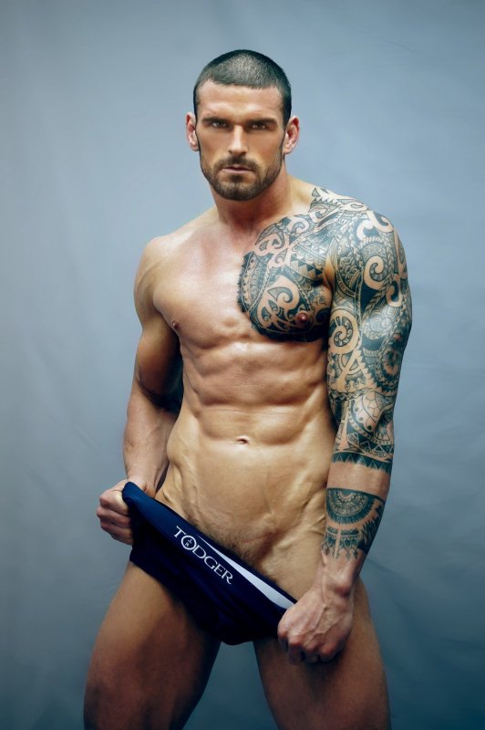 Тату Johnny Edlind