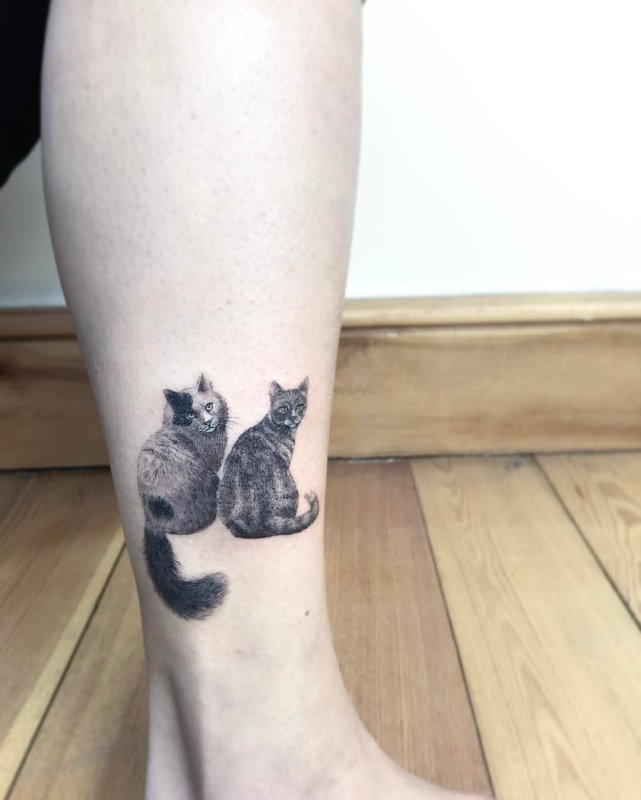 Тату для девушек маленькие кошки
