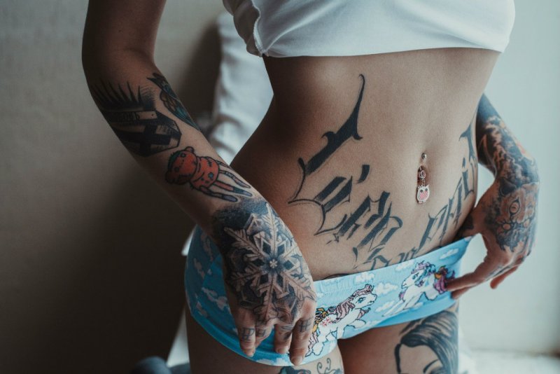 Интимные тату
