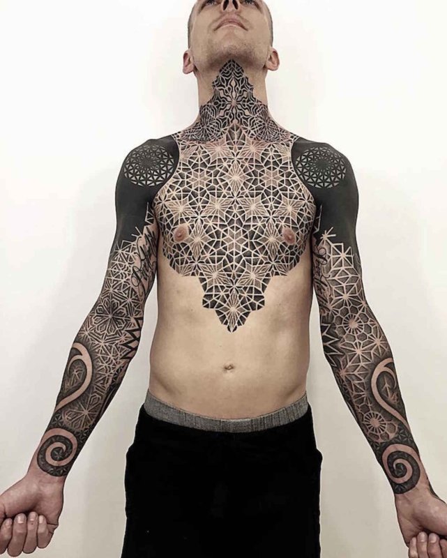 Стиль тату блэкворк blackwork