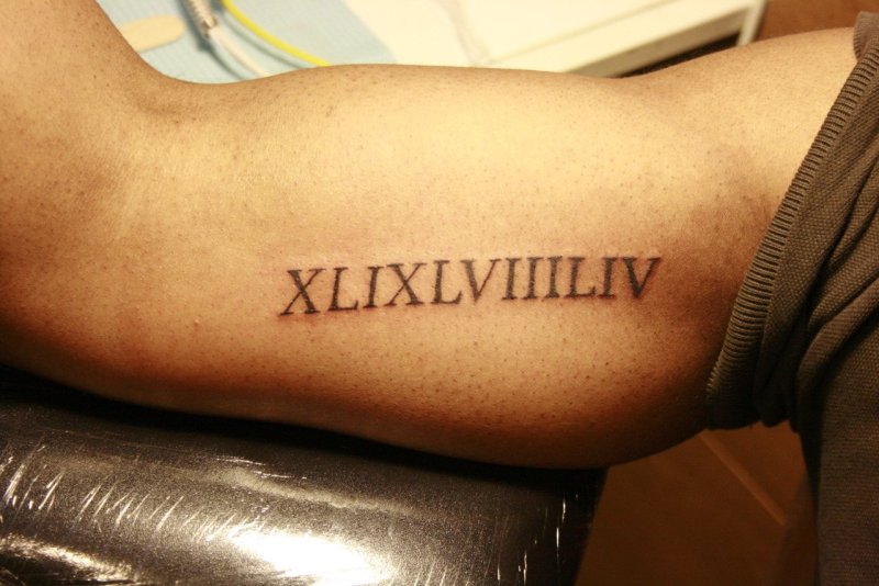 Тату цифры