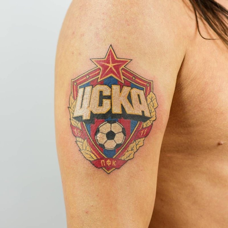 Эмблема ЦСКА тату