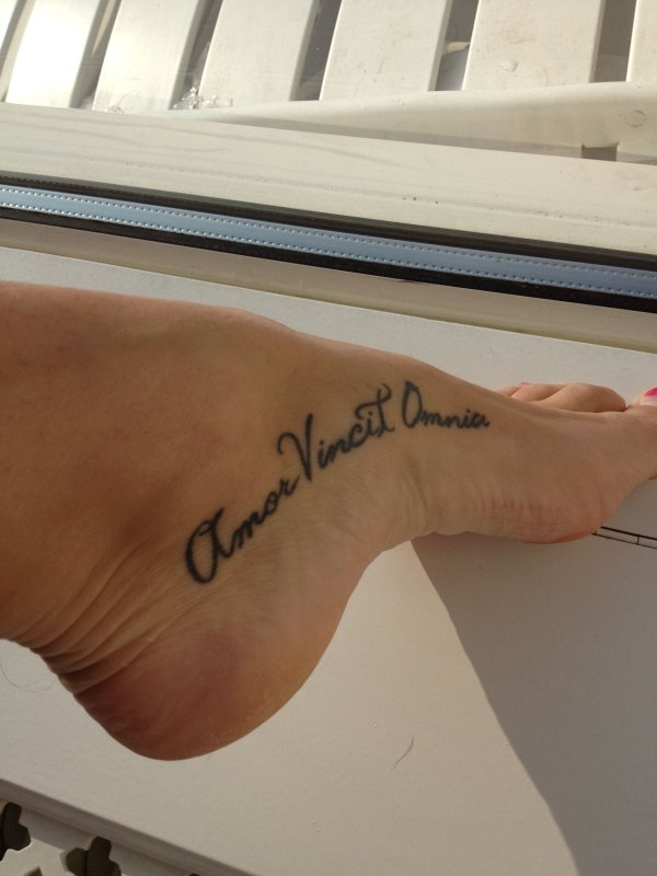 Amor vincit