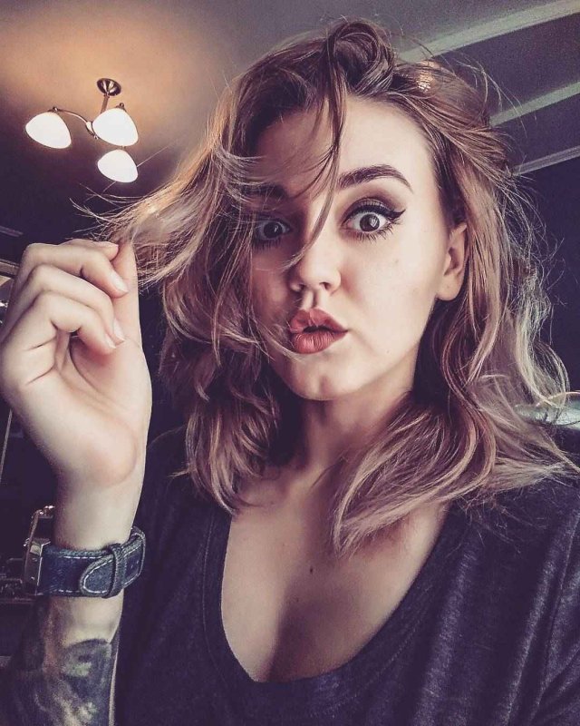 Алиса Салтыкова тату