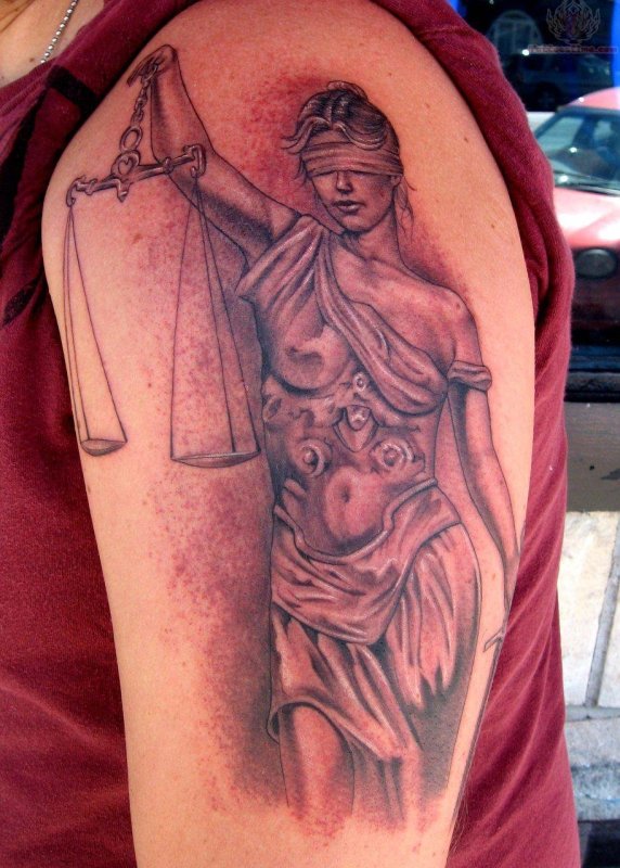 Justice тату