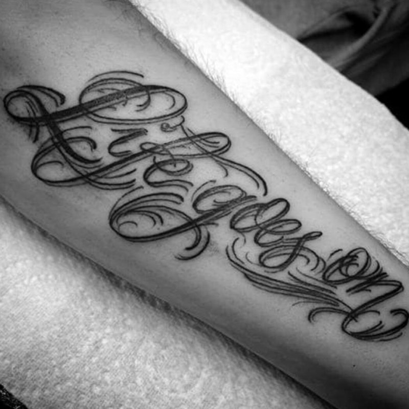 Тату never say never на руке