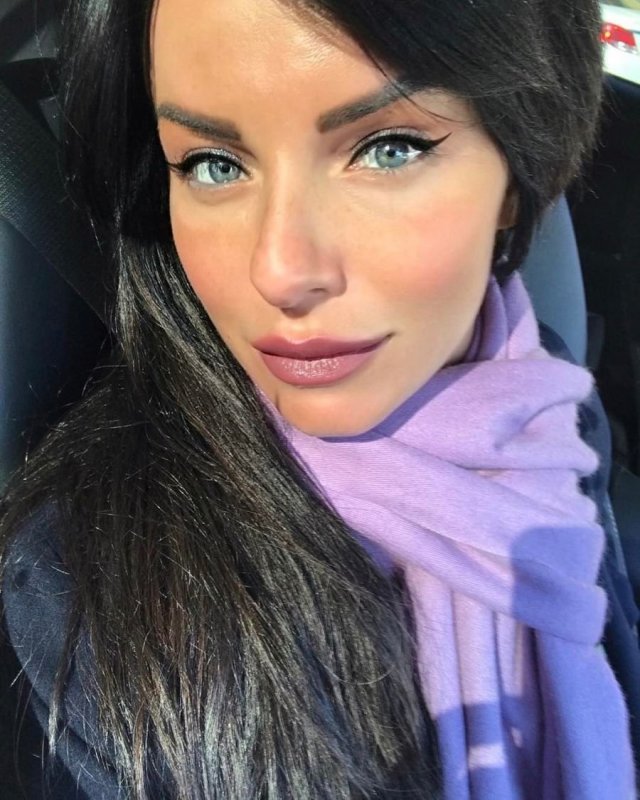 Юля Волкова