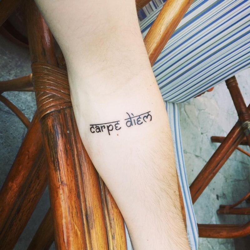 Carpe Diem Татуировка