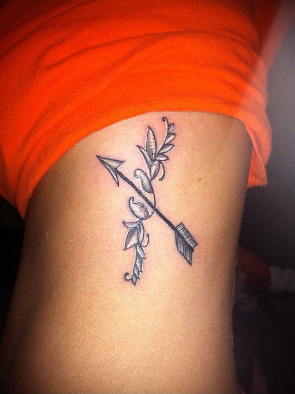 Tattoo Sagittarius стрела