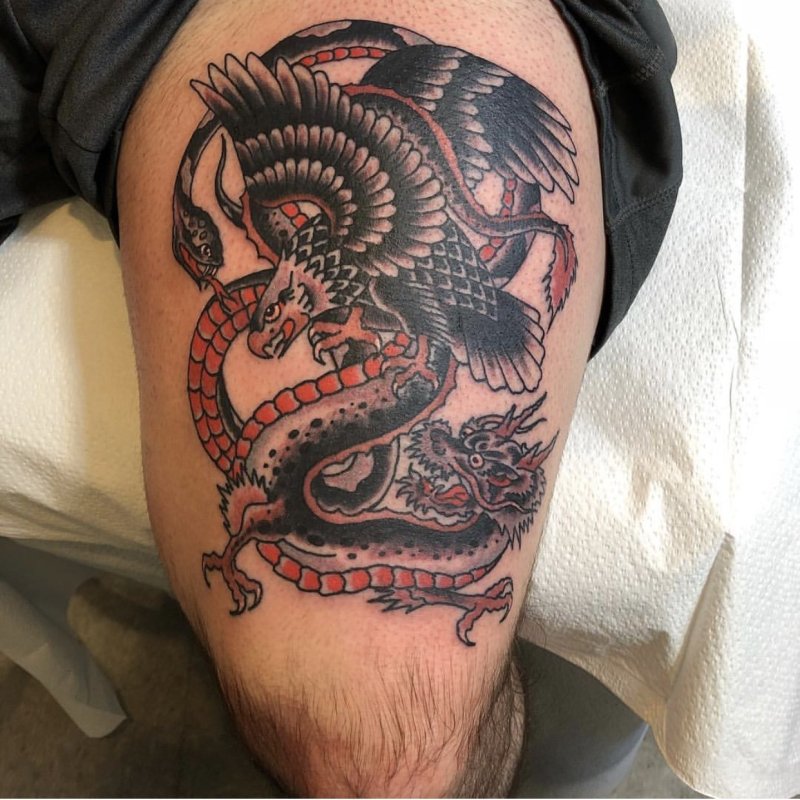 Тату Dragon классика