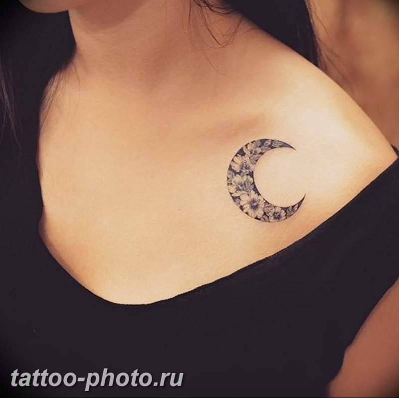 Тату Луна для девушек