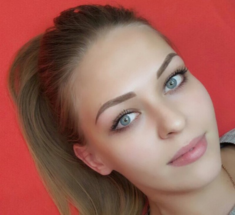 Напыление бровей для блондинок