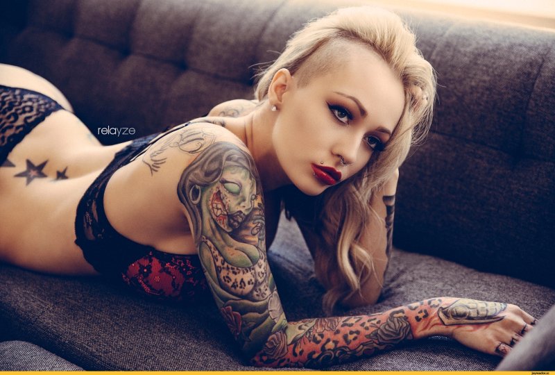 Brittany Hetzer тату