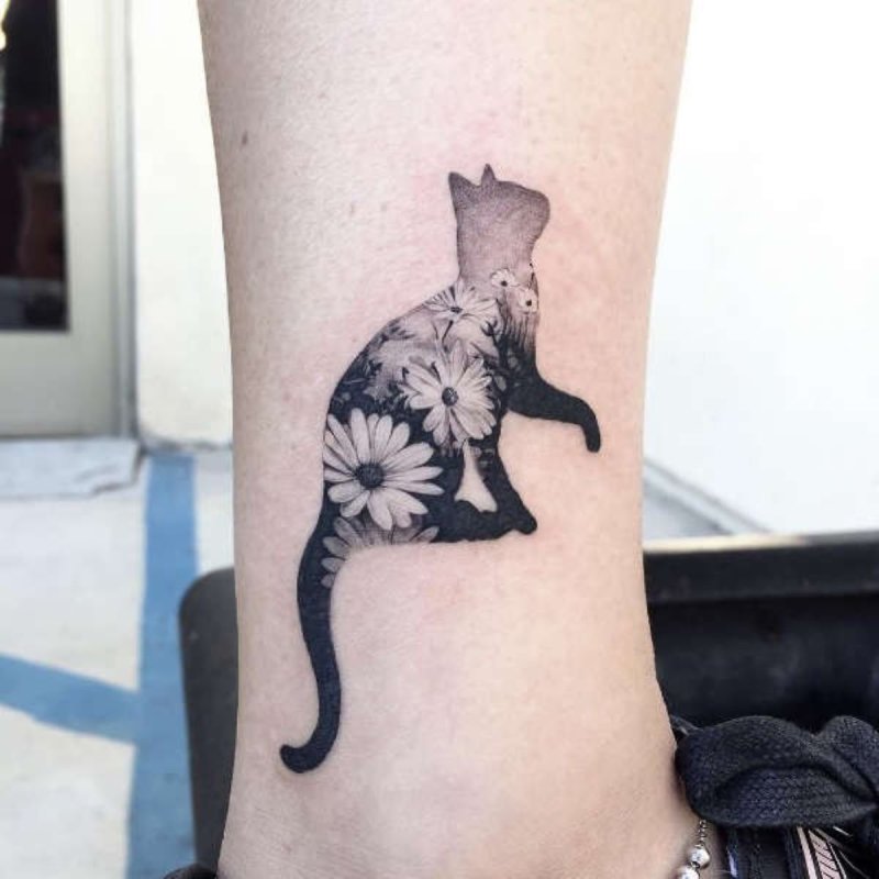 Маленькие тату кошки