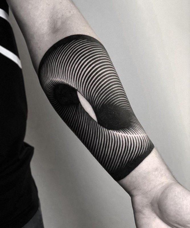 Тату в стиле blackwork