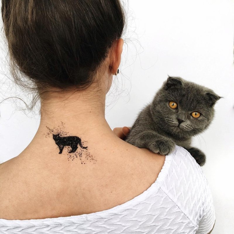 Тату женские кошка