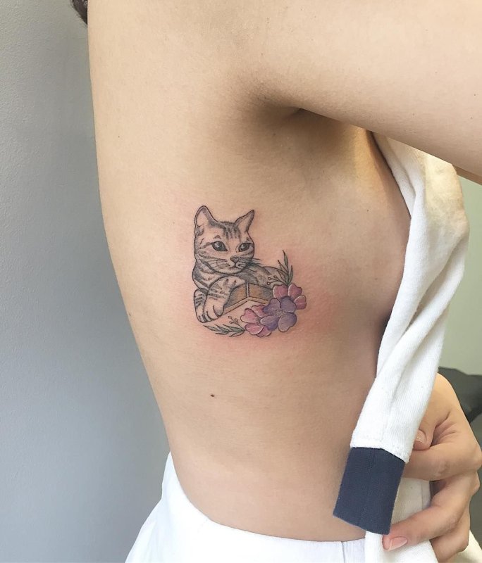Тату маленькую кошку