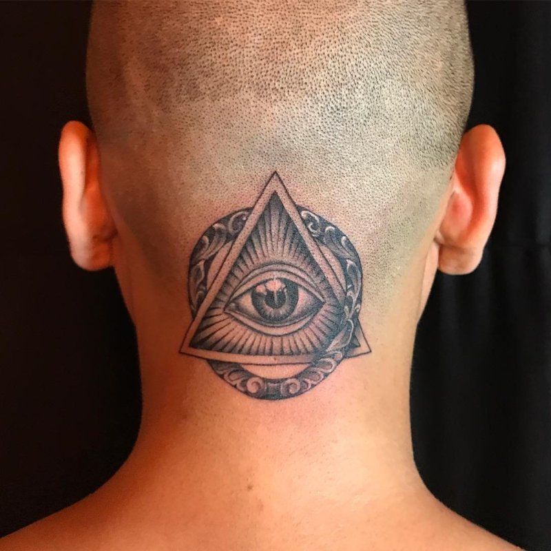 Tattoo глаз гора Всевидящее око