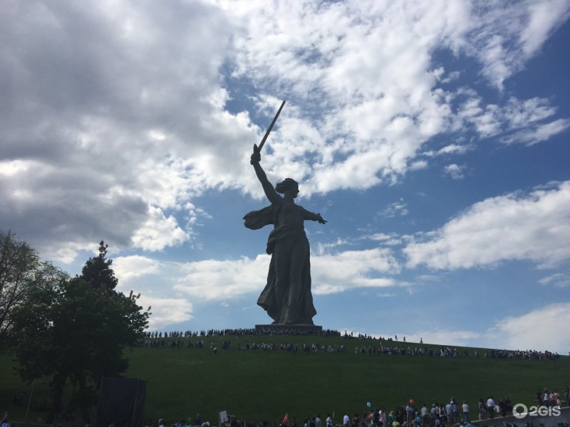 Родина мать