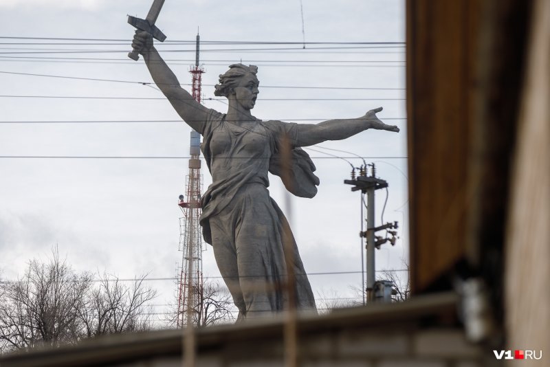 Фото Мамаев Курган Родина мать