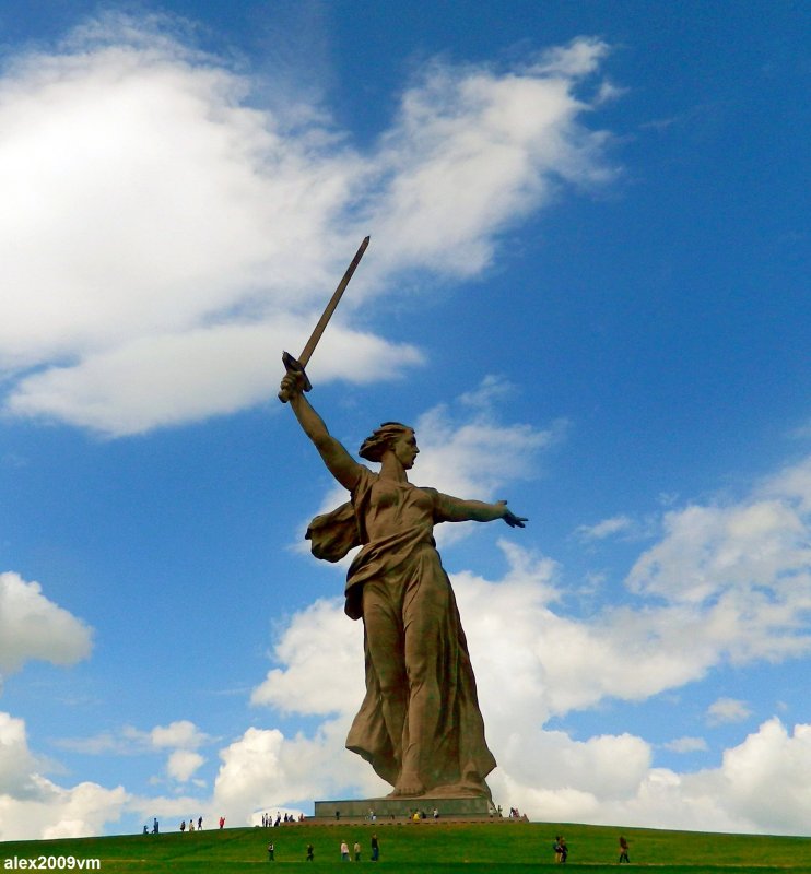 Мемориальный комплекс «Родина-мать» Нижний Новгород