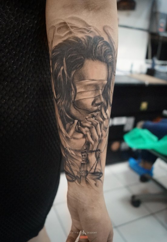 Tattoo Чикано Фемида