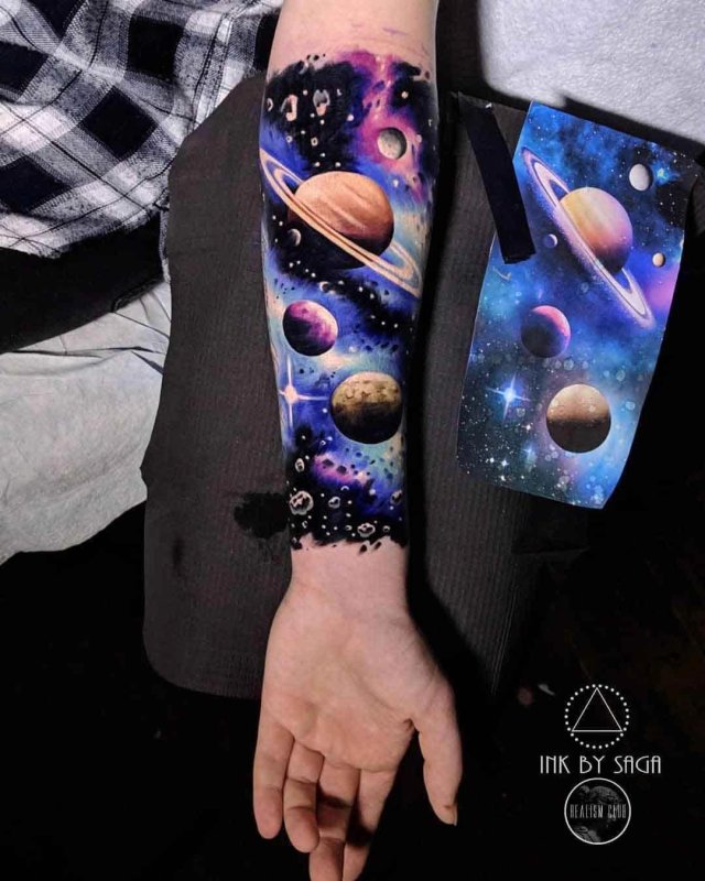 Тату космос