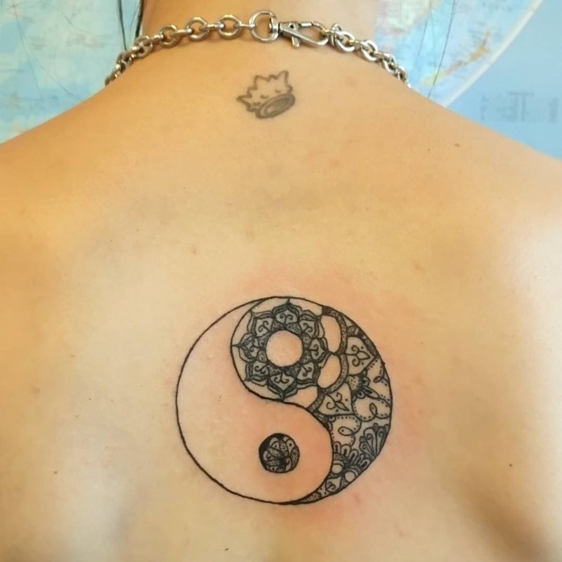 Инь Ян Tattoo