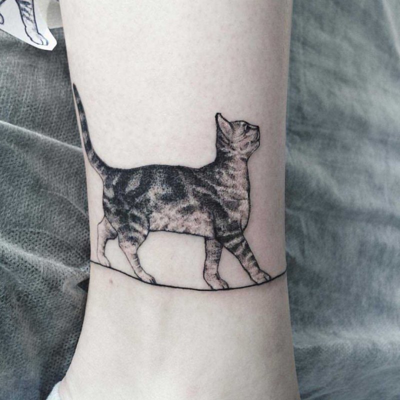 Тату котенок