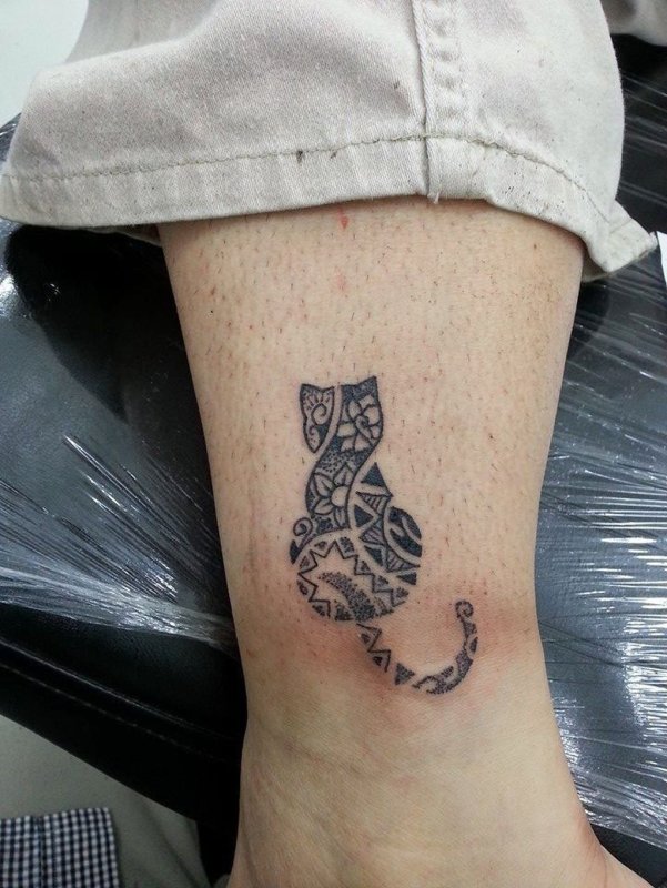 Маленькие тату котов