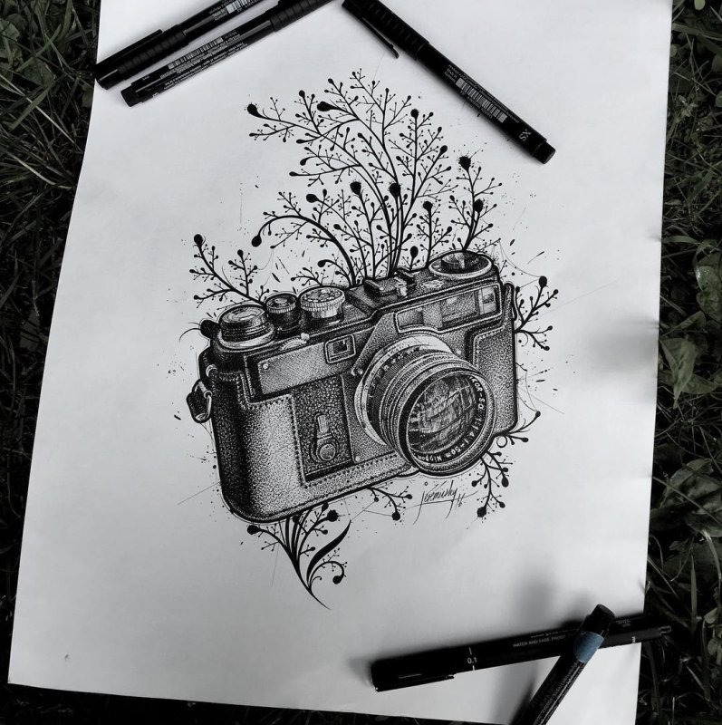 Тату фотоаппарат на руке