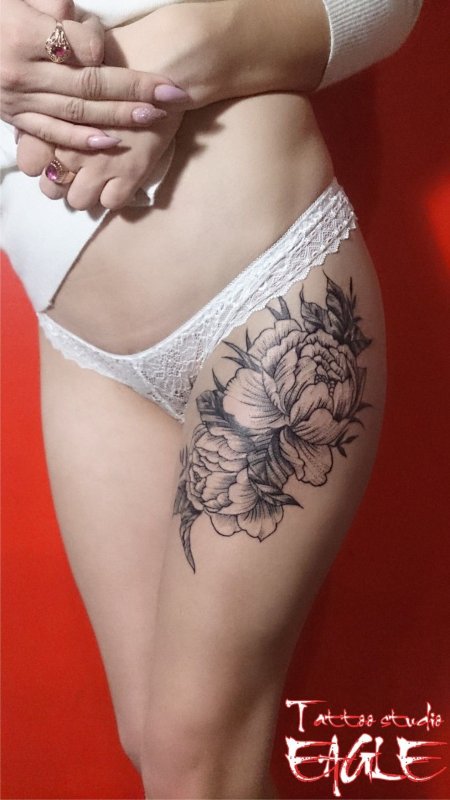 Интимные наколки