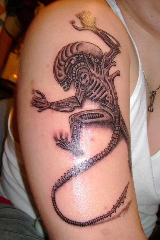 Чужой Tattoo Design