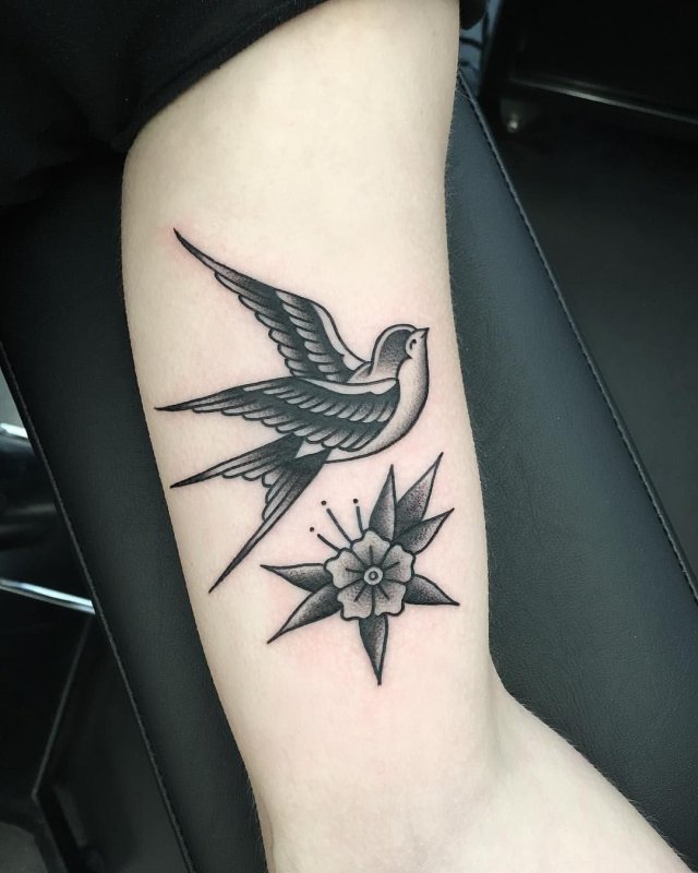 Tatuagem zviozdaci