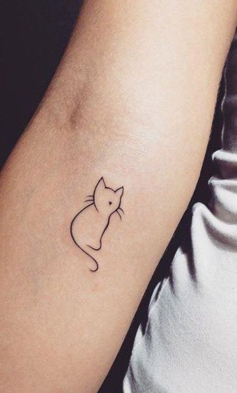 Мини тату кошка