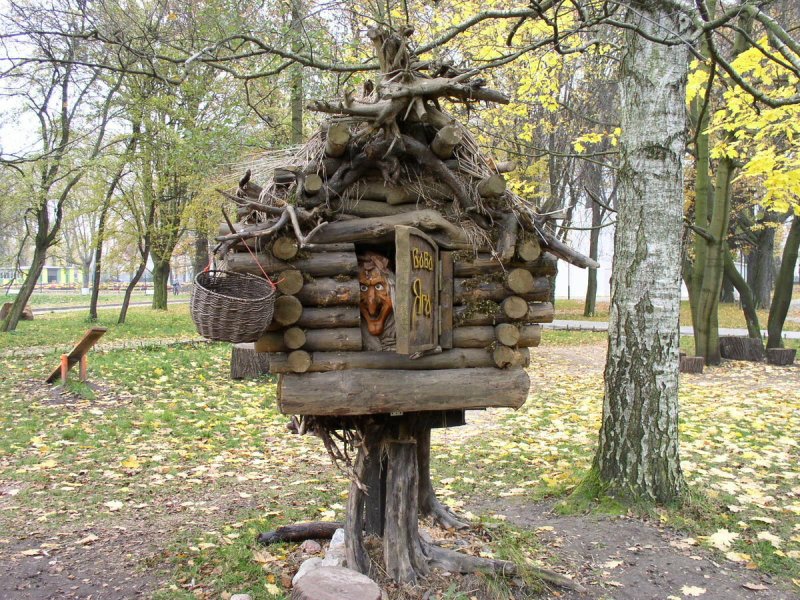 Избушка на курьих ножках
