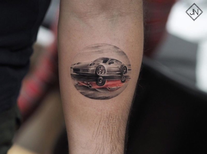 Тату Porsche 911