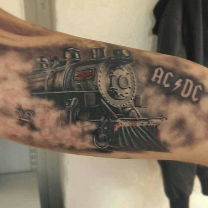 Тату паровозик