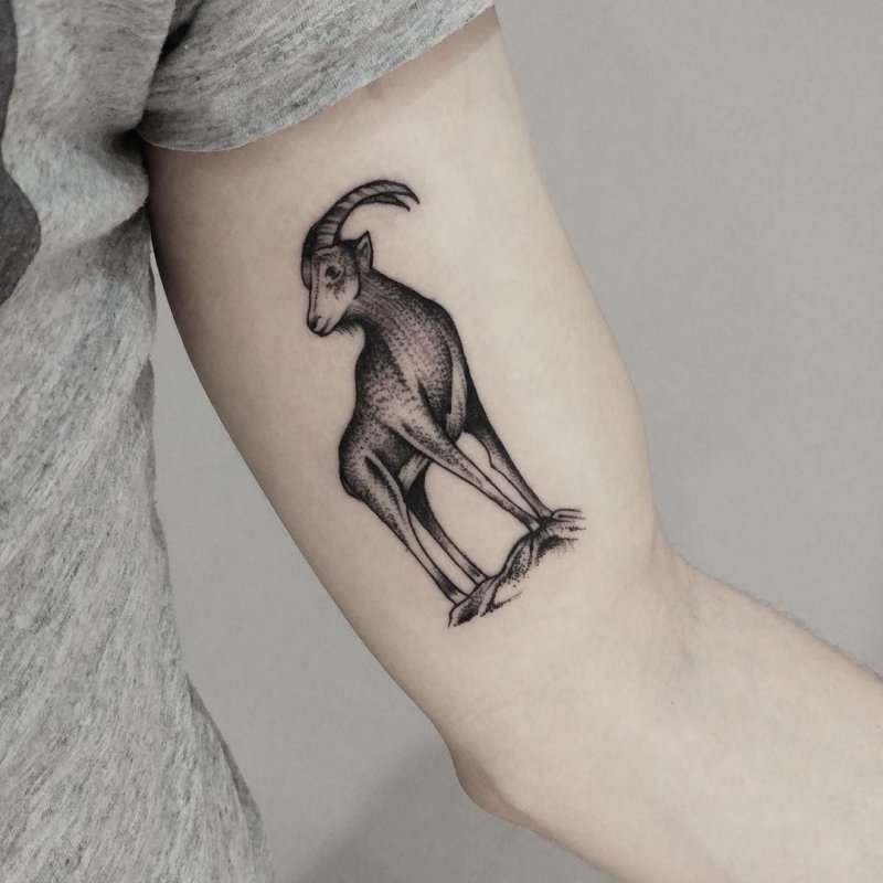 Tattoo Goat small