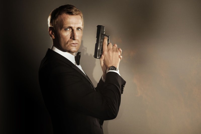 Агент 007 актер Дэниел Крейг